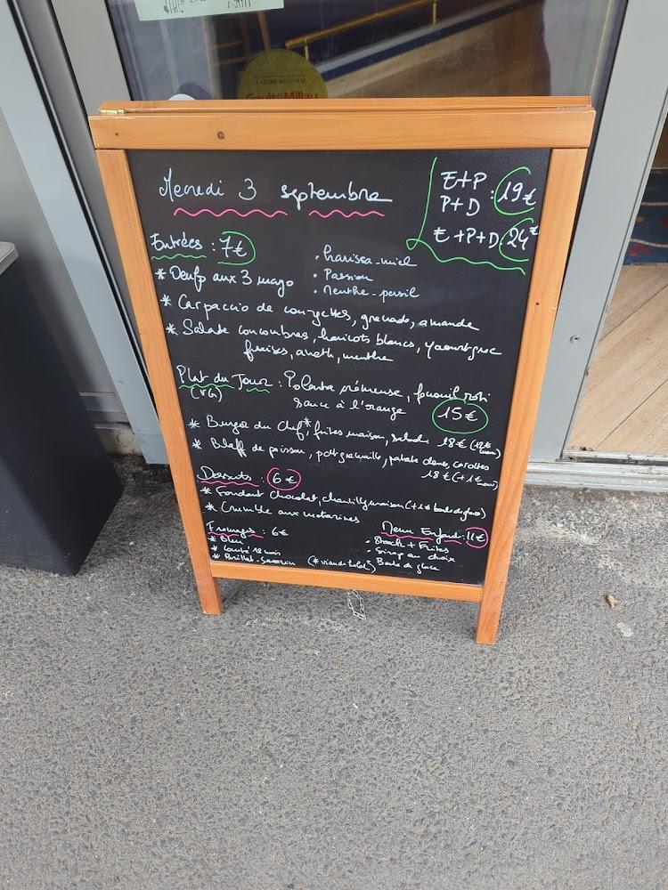 Chez Elise & Pierre - Menu Image 1